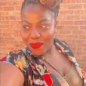 Meet your Posher, Vanessa